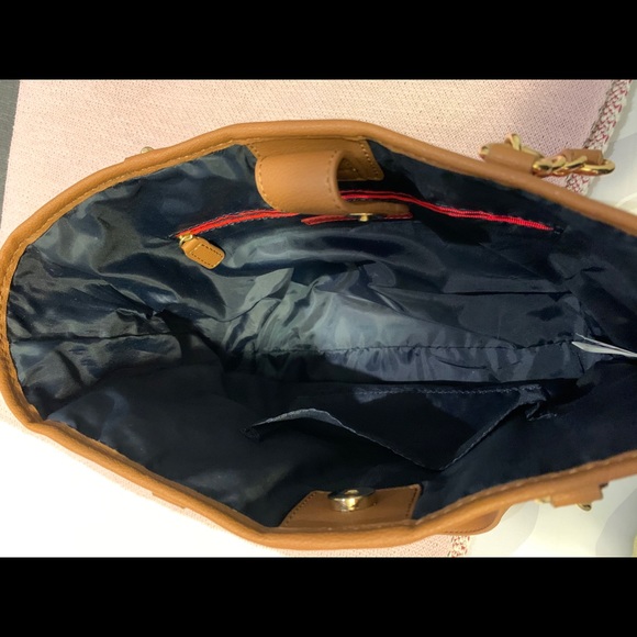 Tommy Hilfiger Purse - Picture 3 of 3